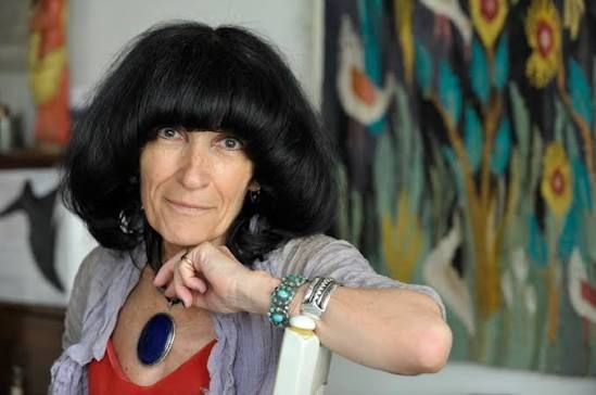Disparition de Mireille Calle-Gruber, figure de la culture française, suscite des réactions dans le milieu artistique.
