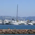 Collision entre deux bateaux au large de Cannes : corps d&rsquo;un jeune homme retrouvé.