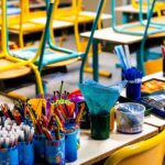 Antibes : des parents dénoncent des classes surchargées et demandent une meilleure répartition des élèves.