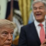 Donald Trump envisage un changement de position des États-Unis sur les Malouines, menaçant Londres.