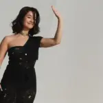 Lena Situations présente son dernier vlog d’août devant un public nombreux à l’Accor Arena.