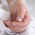 Une femme décède après le refus du SAMU d’envoyer une ambulance, quatre médecins en justice.