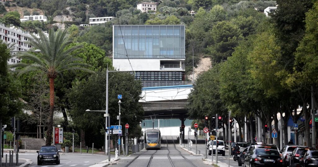 Changements majeurs des lignes d’Azur affectant le transport public cette semaine.