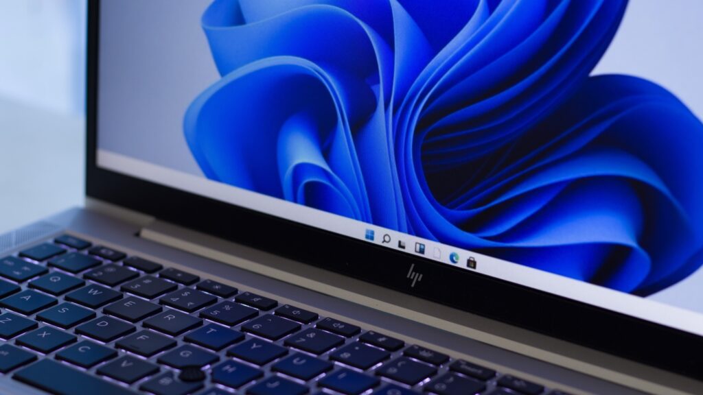 Windows 11 permet le verrouillage à distance des PC pour renforcer la sécurité des utilisateurs.