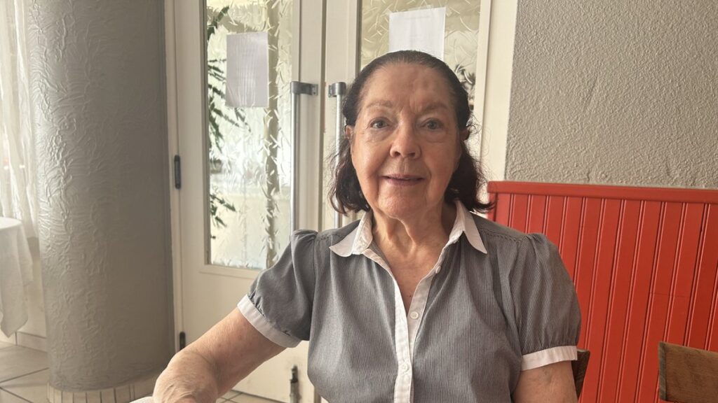 Marie-Madeleine suit sa cure à Bagnères malgré les conditions de canicule.