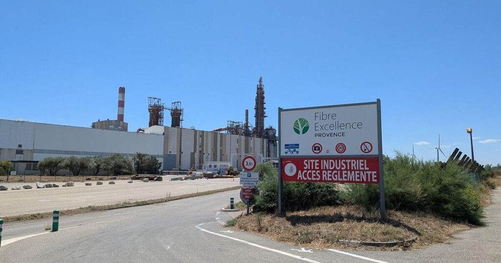 La préfecture alerte sur la sécurité insuffisante de l’usine Fibre Excellence à Tarascon.