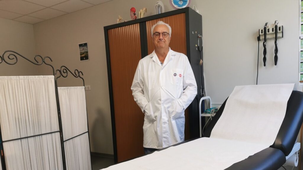 Des médecins retraités soutiennent l’installation de jeunes praticiens dans un village du Gers.