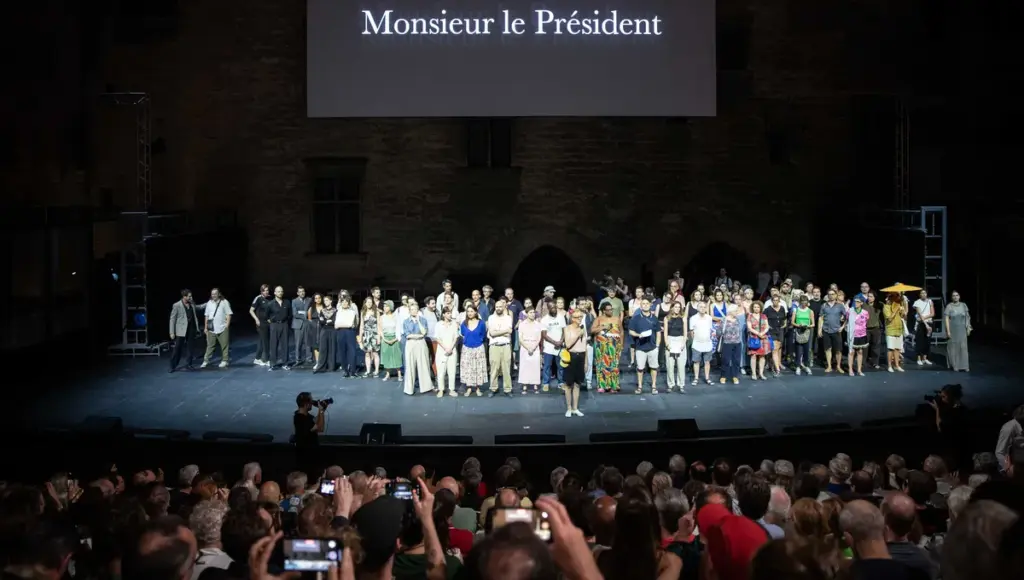 Rentrée 2023 : Le secteur du spectacle vivant face à des défis financiers majeurs en France.