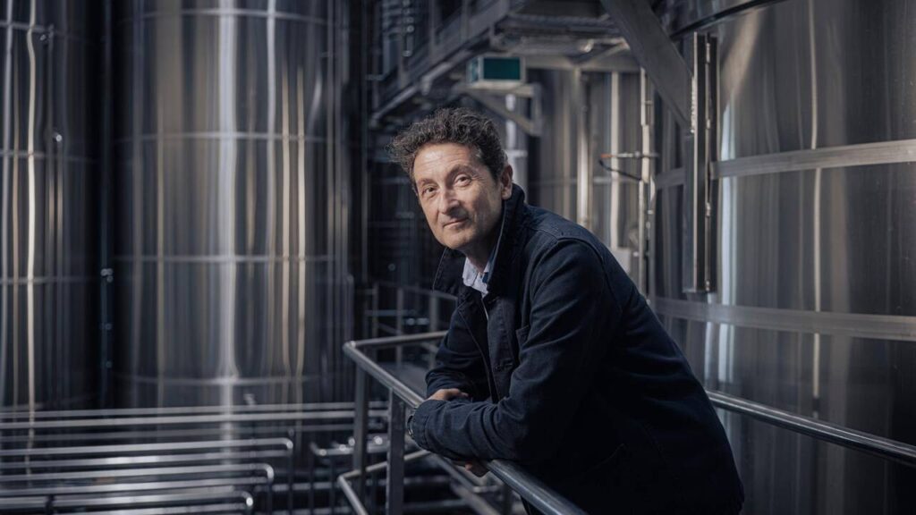 Schenk : Thierry Gaillard appelle les autorités à mieux soutenir les vignerons.