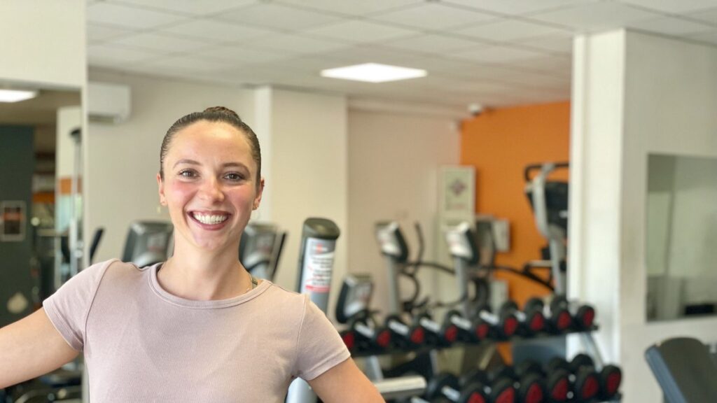 Gramat : Le coaching sportif favorise le bien-être physique et mental des participants.