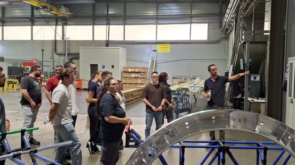 Le site industriel du Lot recrute 91 CDI pour répondre à une demande croissante, dépassant 1000 salariés.