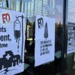 L&rsquo;hôpital public face à des dettes fiscales et sociales croissantes en France.