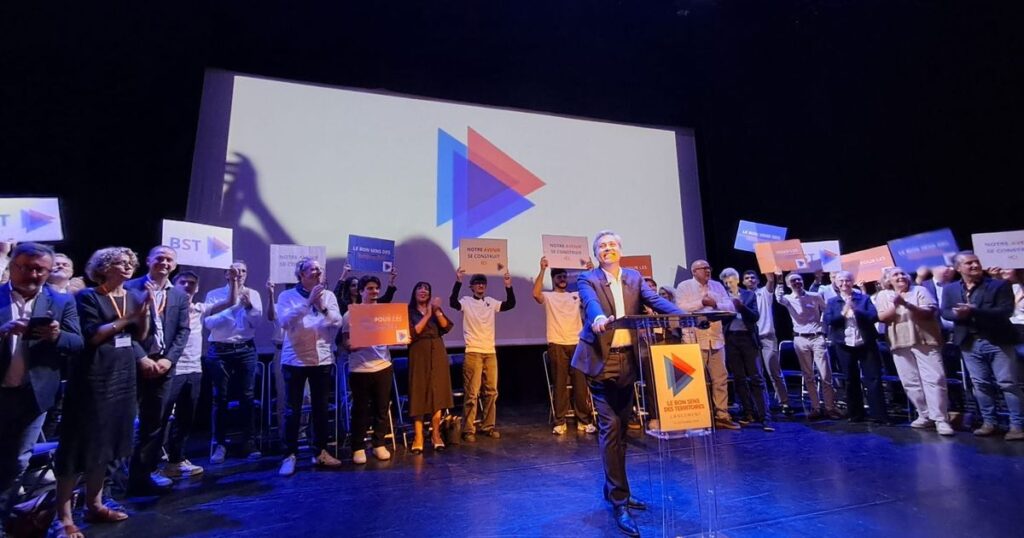 Le maire d’Avignon présente son mouvement « Le bon sens des territoires » pour les élus locaux.
