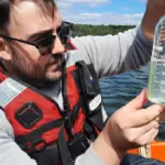 Un observatoire pour surveiller les lacs volcaniques en Auvergne afin de prévenir les risques.