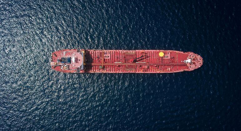 Conflits en mer Rouge et mer Noire : navires et marins menacés dans le détroit d’Ormuz.
