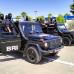 La BRI démantèle un réseau criminel à Oran : 20 suspects arrêtés et 46 véhicules saisis.