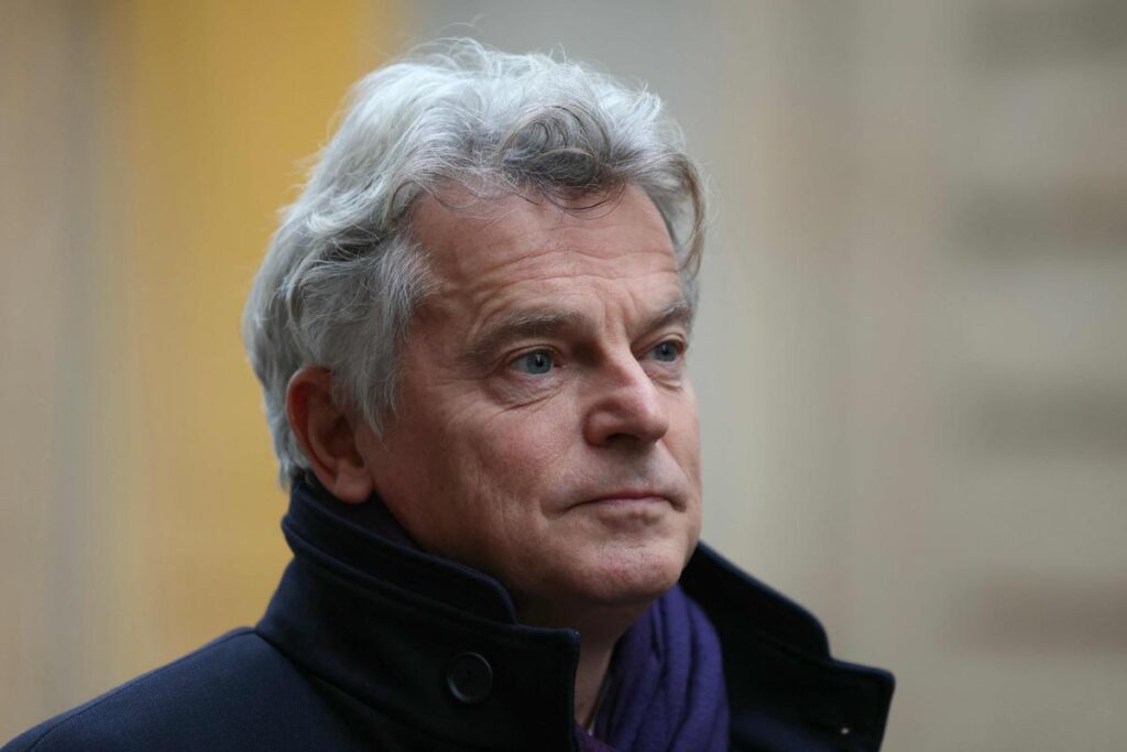 Présidentielle 2027 : Fabien Roussel, secrétaire du PCF, annonce sa candidature officielle.