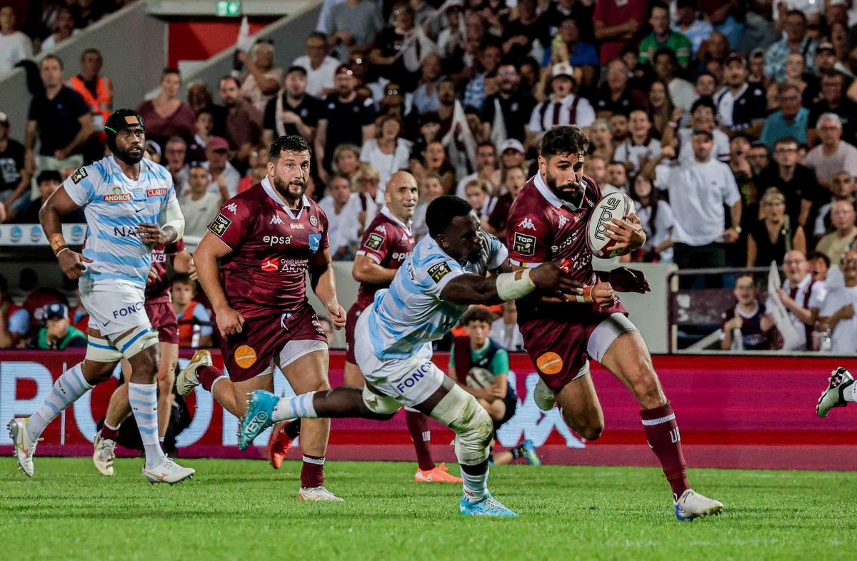 Bègles s’incline face au Racing 92 (64-5), des réactions appelant à la prudence.