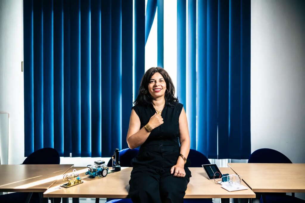 Éducation : Ange Ansour initie des projets pour stimuler la curiosité scientifique des élèves