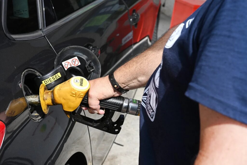 Prolongation des aides au carburant pour les secteurs exposés jusqu’à octobre.