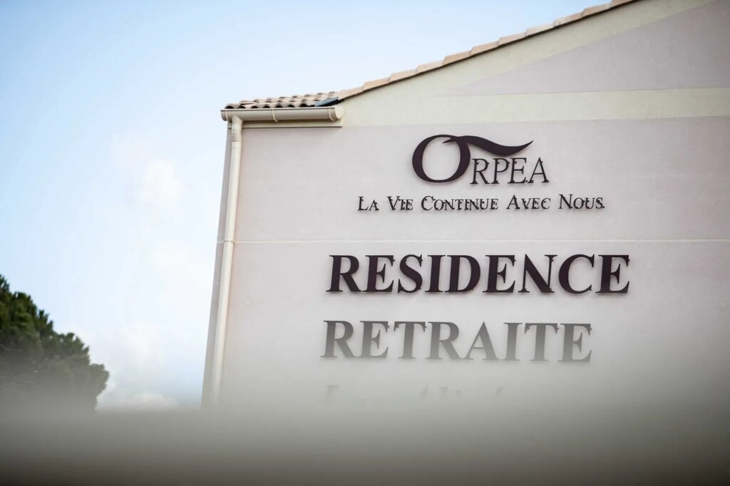 Scandale Orpea : deux ex-directeurs d’Ehpad jugés pour délit d’initié.