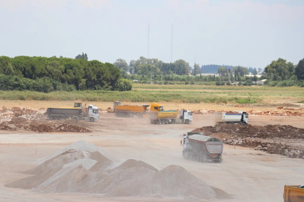 La Turquie accusée de bétonner les sols dans le cadre de la COP31.