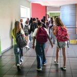 L’école face à l’intelligence artificielle : enjeux et défis pour l’éducation moderne
