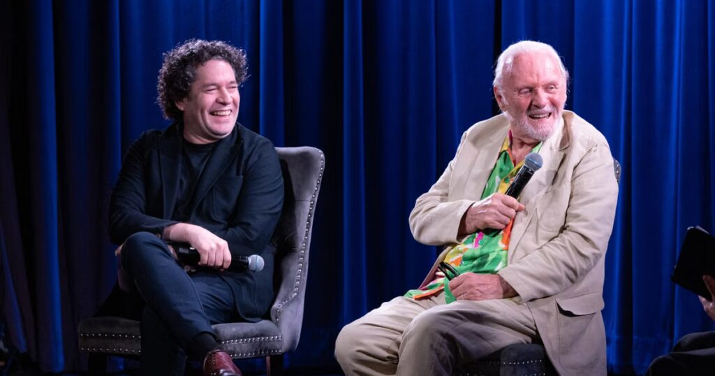 Anthony Hopkins exprime son intérêt pour la musique classique dans « Life Is a Dream ».
