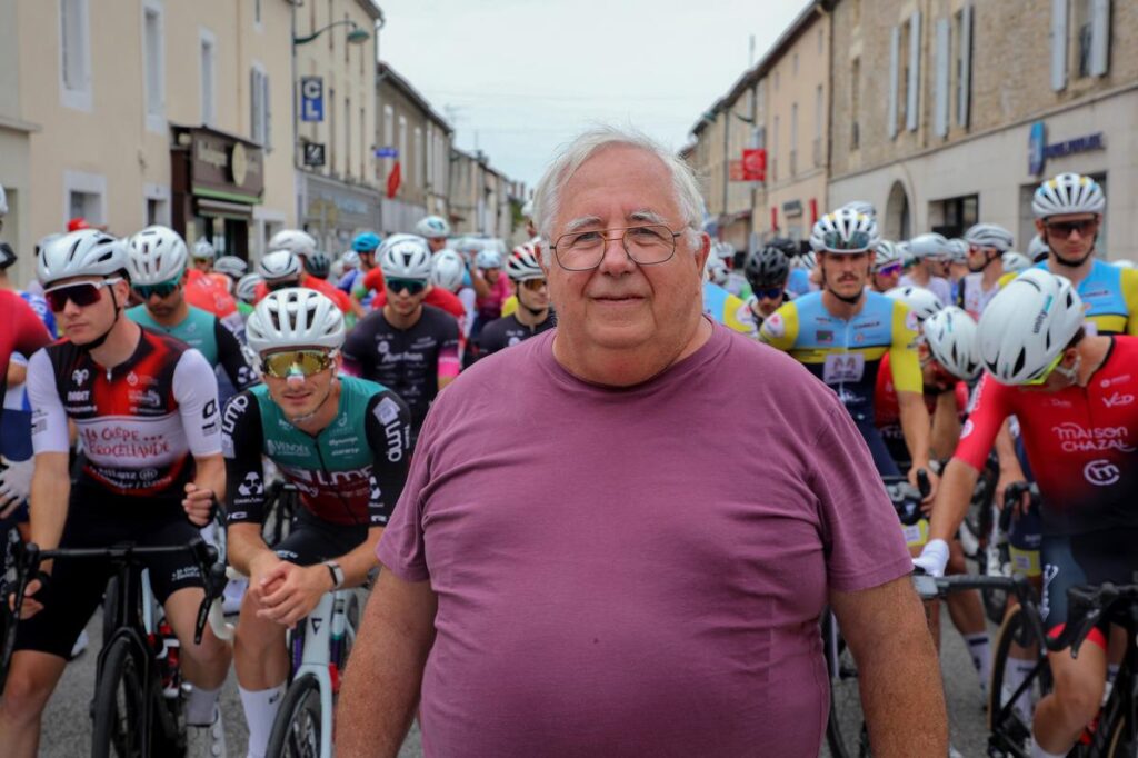 Cyclisme : Bernard Périllaud et le Mémorial d’Automne de Chasseneuil en pleine compétition.