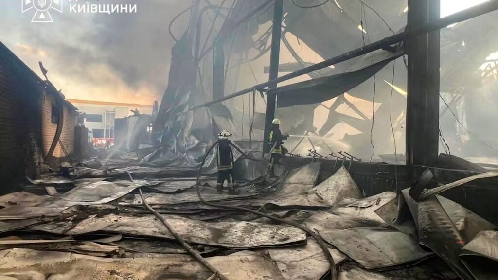 Quatre morts à Kiev et dans sa région suite à une attaque russe.