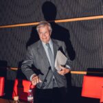 Vincent Bolloré intensifie ses efforts pour influencer la présidentielle française.