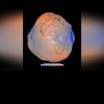 La France dévoile la dernière forme géoïde de la Terre selon des recherches scientifiques.