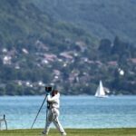 Investigations sur une arme trouvée dans le lac d’Annecy, possible lien avec la tuerie de Chevaline