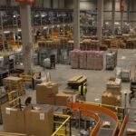 Malus sur l&rsquo;ultra-fast fashion : des commandes en baisse en France selon franceinfo