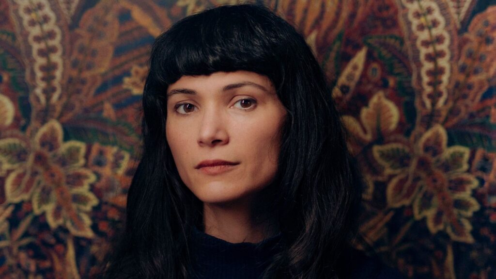 Julia Kerninon explore les tensions entre deux fratries dans « La Dernière des Wilberforce »