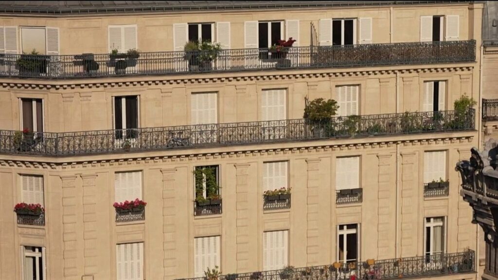 Quatre annonces locatives sur dix non conformes à l’encadrement des loyers à Paris, selon la Fondation pour le logement