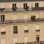 Quatre annonces locatives sur dix non conformes à l’encadrement des loyers à Paris, selon la Fondation pour le logement