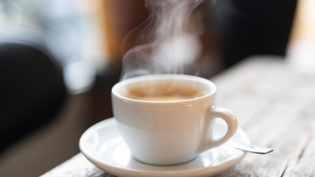 Des vibrations sonores libèrent des molécules de café, selon une étude française.