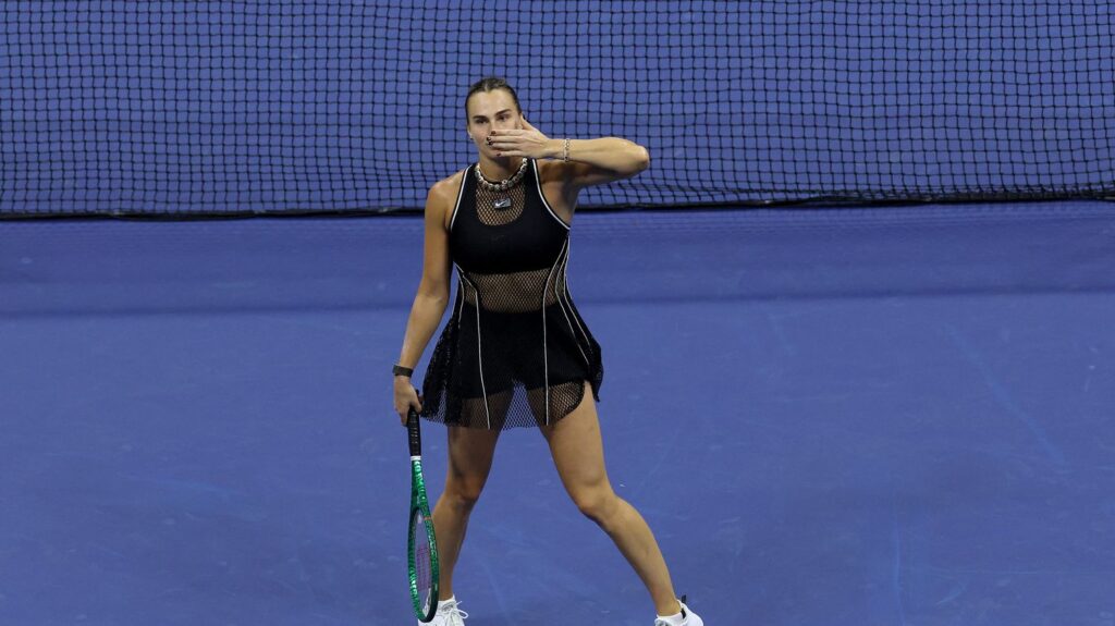 US Open : Sabalenka avance, Alcaraz progresse, Jodar éliminé en huitièmes.