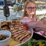 Des restaurateurs utilisent un clip de rap viral pour répondre aux avis négatifs en ligne.