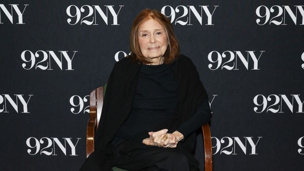 Gloria Steinem, figure du féminisme américain, est décédée à 92 ans.