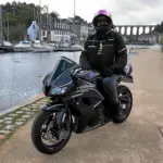 Un Finistérien partage sur les réseaux sociaux sa passion pour la moto et la liberté qu&rsquo;elle procure.