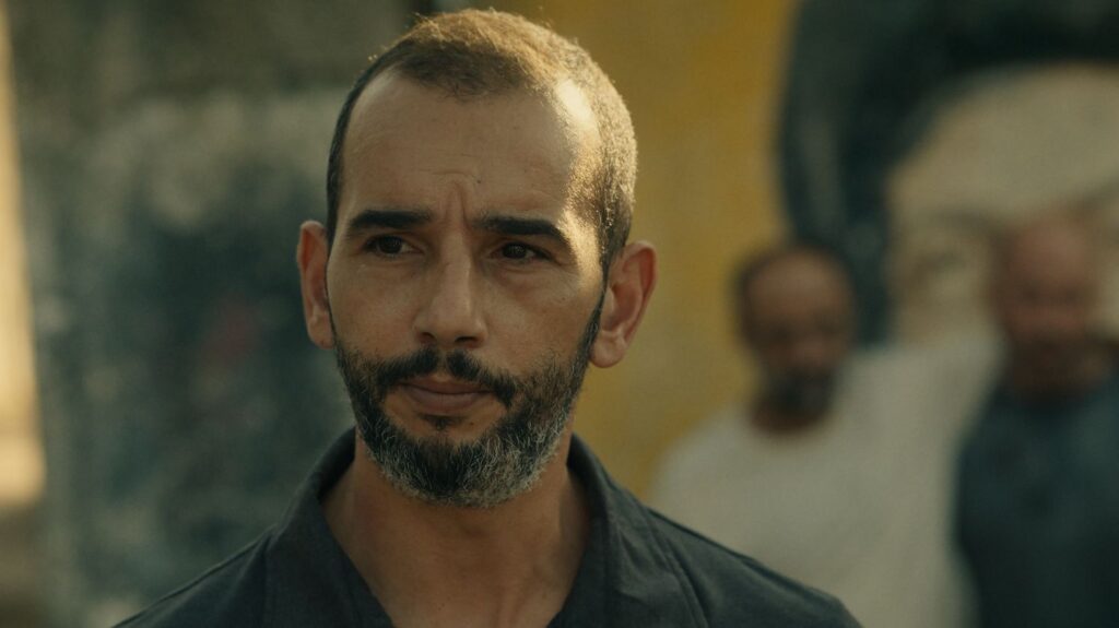 Hakim Djaziri, acteur franco-algérien, obtient un rôle principal dans la série « Fauda »