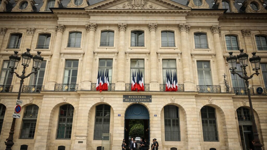 Parents français luttent pour récupérer leurs enfants emmenés à l’étranger par un ex-conjoint
