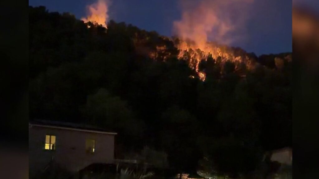 Feux d’artifice sauvages en France : risques d’incendie et dangers croissants signalés
