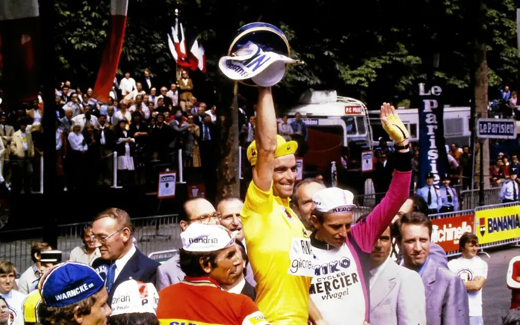 Bernard Hinault et Joop Zoetemelk présents au Salon des collectionneurs à Dinan