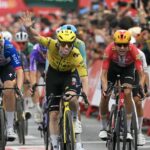 Matthew Brennan remporte la 17e étape de la Vuelta, sa cinquième victoire dans la compétition.