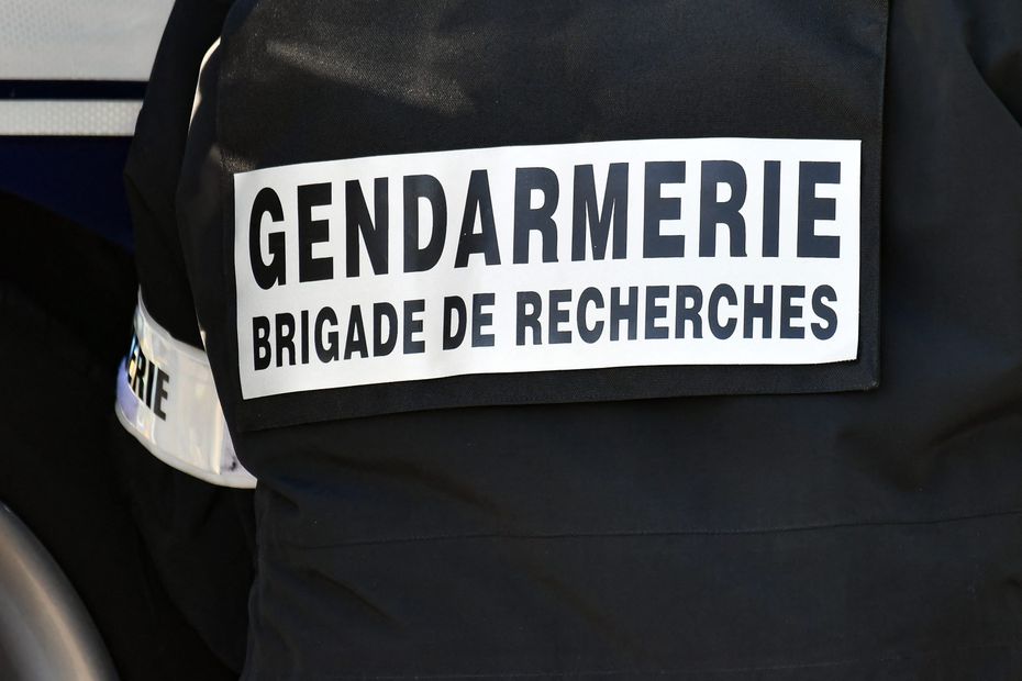 Un couple de sexagénaires agressé et l’épouse violée lors d’un cambriolage en France.