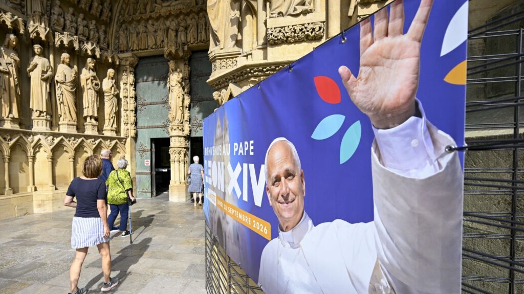 Justice autorise Metz à financer des écrans géants pour la visite du pape en France