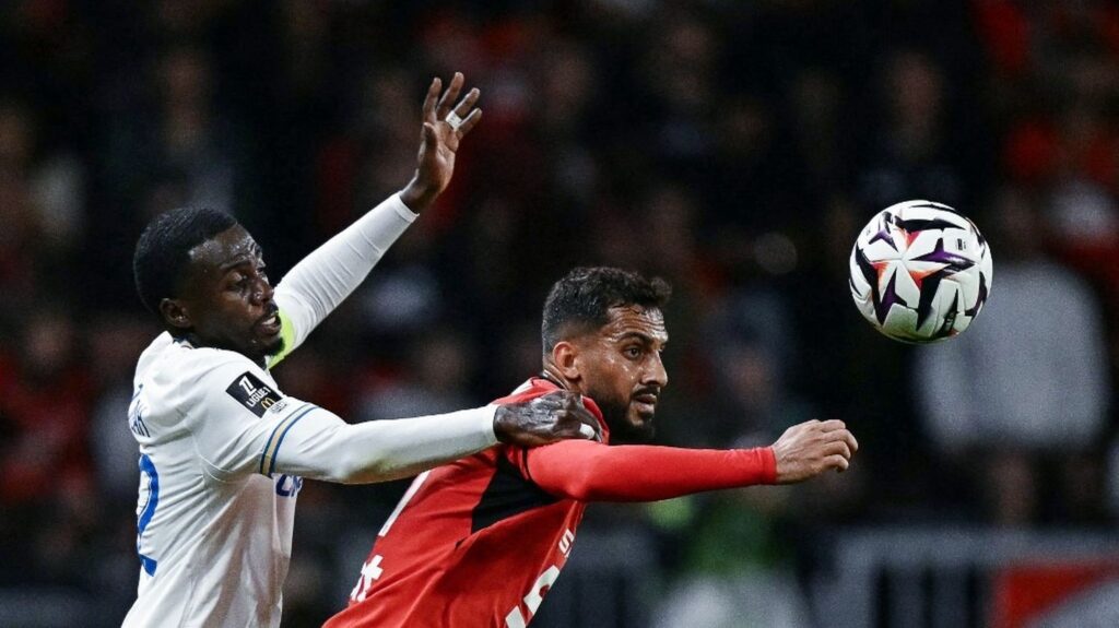 Le Stade Rennais s’impose face à l’Olympique de Marseille et prend la tête de la Ligue 1.